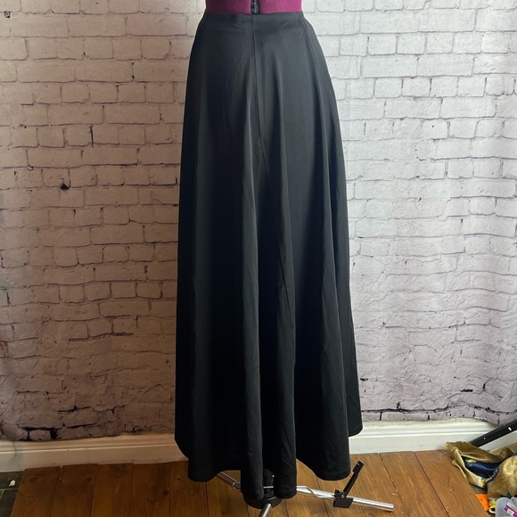 H&M black full length skirt A-line skirt size XS - Picture 2 of 6